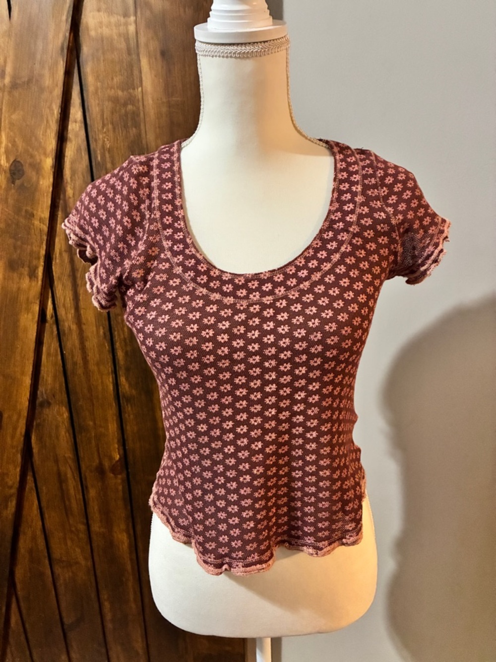 Free People Garner Tee Blouse Shirt XS Floral Ruffle Boho Festival Beach Y2K